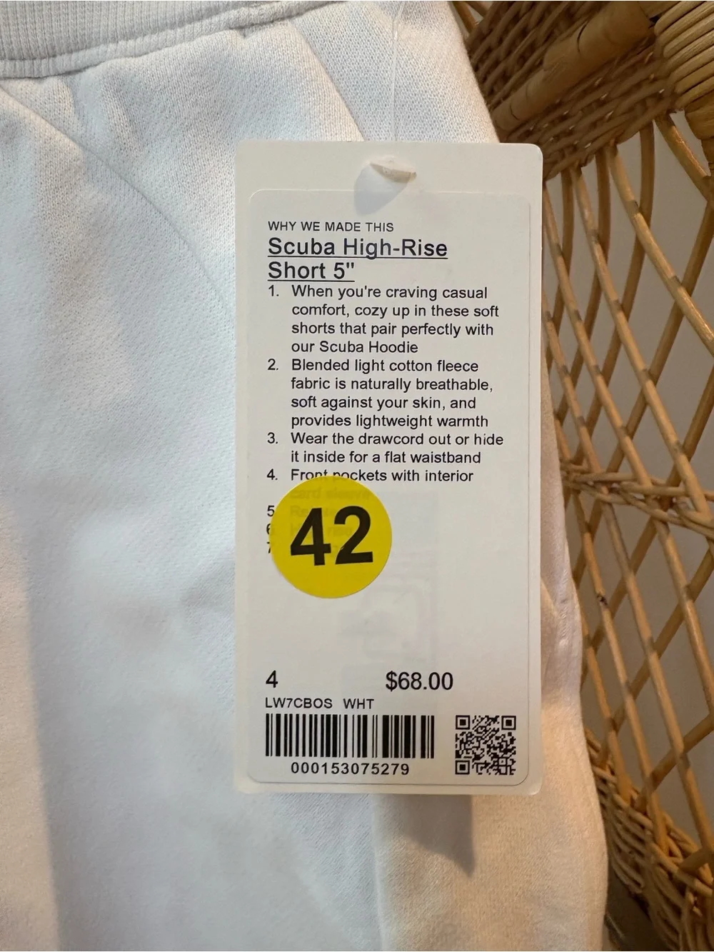 NWT lululemon scuba high rise short